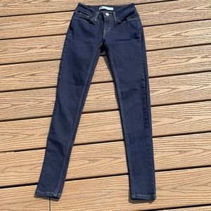 Levi skinny jeans Size 24